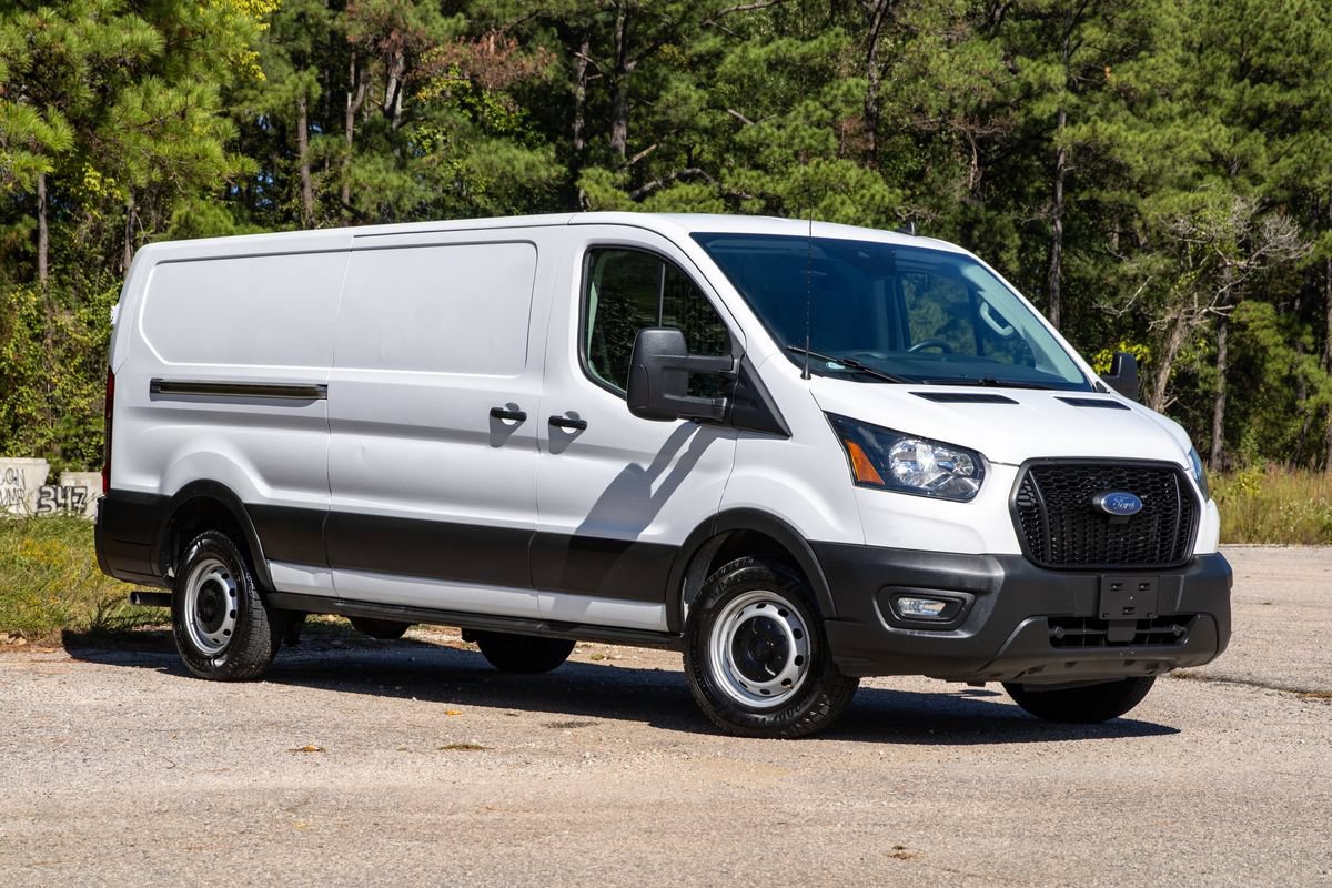 Used 2022 Ford Transit 250 Low Roof RWD image 3