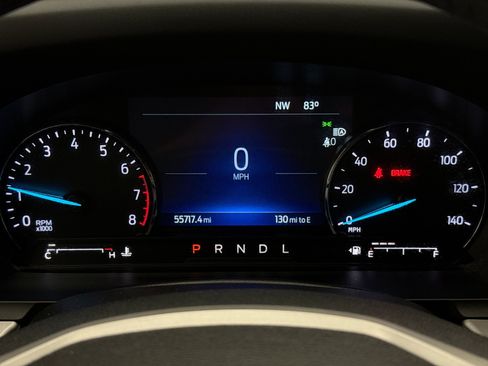 Used 2023 Ford Explorer XLT AWD/4WD image 13