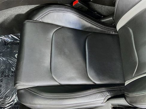 Used 2024 Chevrolet Camaro LT w/ RS Package image 20