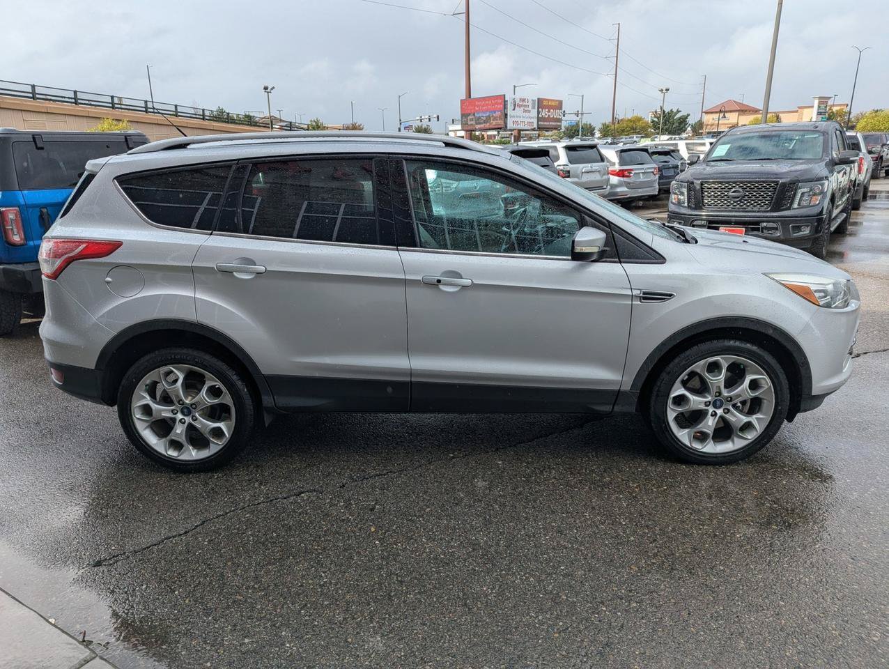 Used 2014 Ford Escape Titanium w/ Equipment Group 401A AWD/4WD image 6