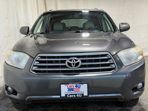 Used 2010 Toyota Highlander SE AWD/4WD image 2