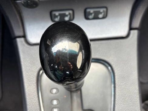 Used 2003 Ford Thunderbird image 7