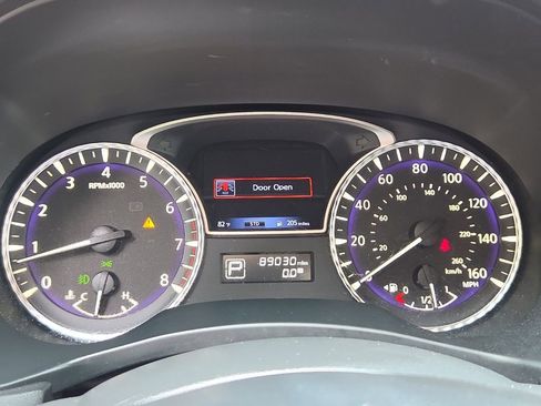 Used 2019 INFINITI QX60 Luxe w/ Essential Package FWD image 30