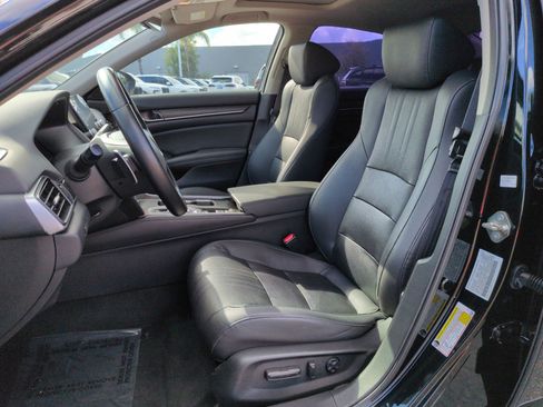Used 2020 Honda Accord EX-L image 16
