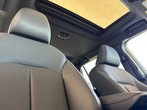 New 2026 Subaru Outback Premium AWD/4WD image 18