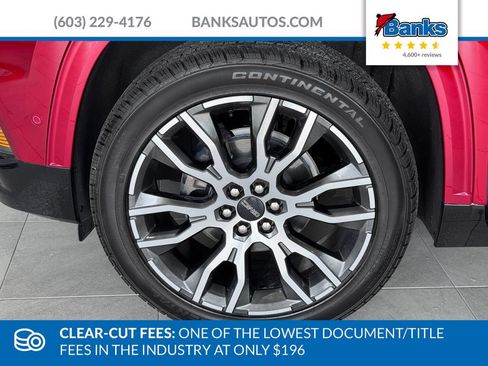 Certified 2026 GMC Acadia Denali Ultimate AWD/4WD image 4