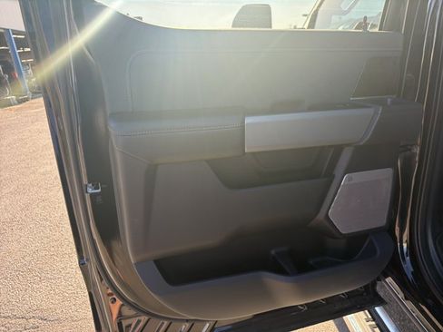 Used 2024 Ford F250 Lariat w/ Chrome Package AWD/4WD image 18