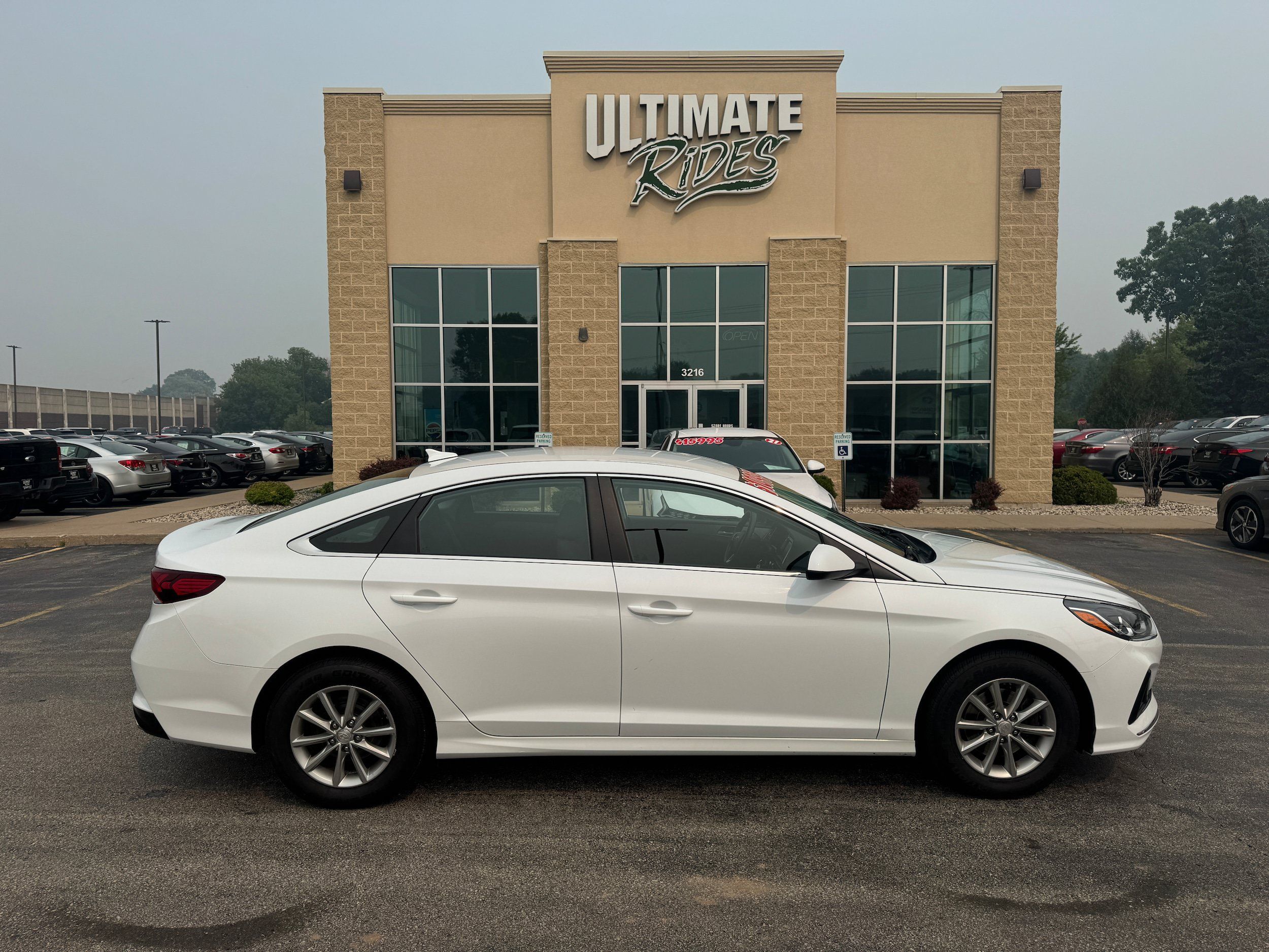 Used 2018 Hyundai Sonata SE FWD image 1