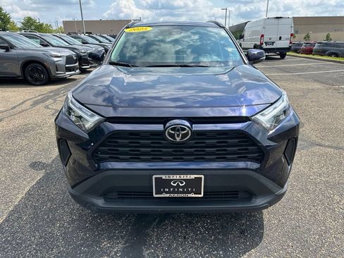 Used 2025 Toyota RAV4 XLE AWD/4WD image 16