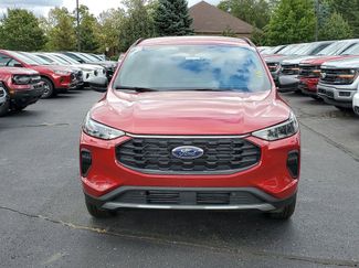 New 2025 Ford Escape ST-Line video 2