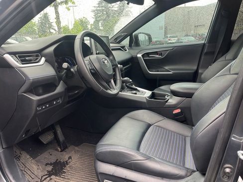 Used 2021 Toyota RAV4 XSE AWD/4WD image 10