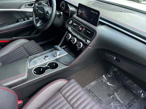 Used 2023 Genesis G70 2.0T w/ Sport Prestige Package RWD image 19