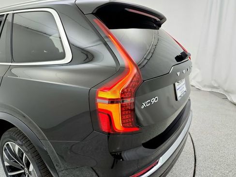 New 2026 Volvo XC90 B6 Plus w/ Protection Package image 36