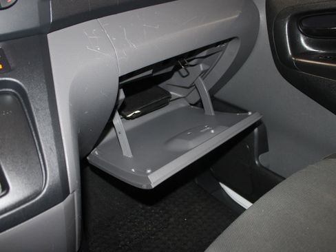 Used 2017 Nissan NV200 S image 17