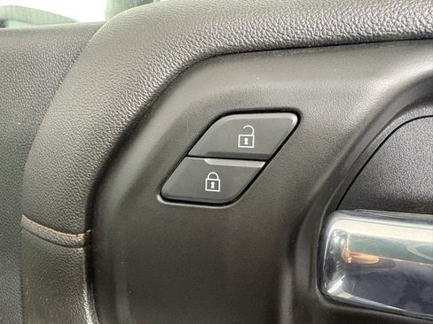 Used 2020 GMC Sierra 2500 AT4 w/ AT4 Premium Package image 43