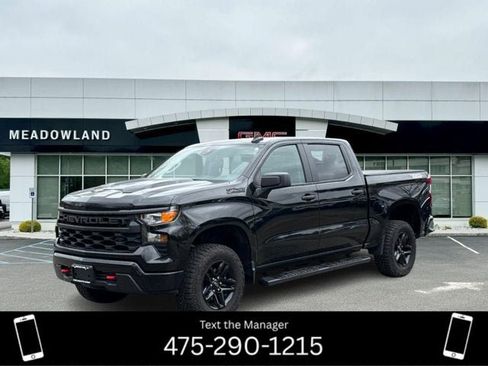 Used 2023 Chevrolet Silverado 1500 Custom Trail Boss w/ LPO, Dark Essentials Package AWD/4WD image 1