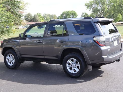 Used 2020 Toyota 4Runner SR5 image 8