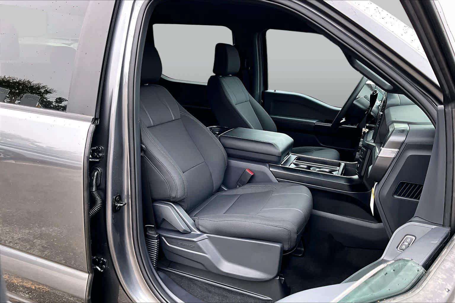Used 2026 Ford F150 STX w/ F-150 LOBO Package AWD/4WD image 11