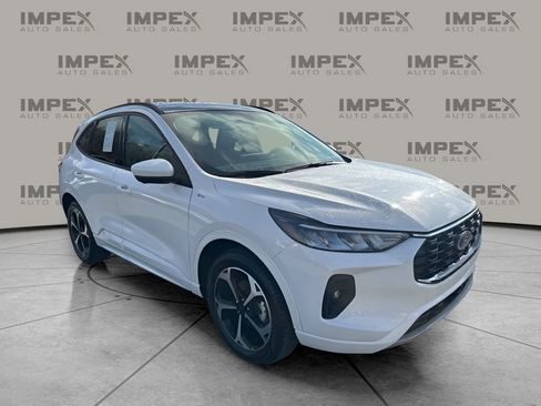 Used 2023 Ford Escape ST-Line Select w/ Tech Pack #2 image 7