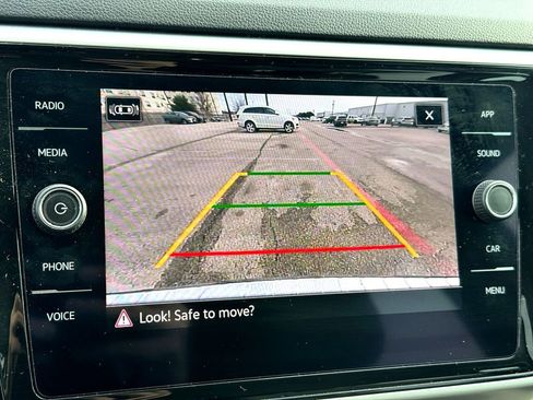 Used 2022 Volkswagen Atlas SE image 25