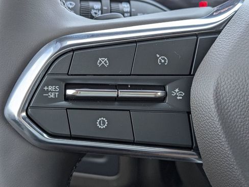 New 2026 Chevrolet Suburban LS image 40