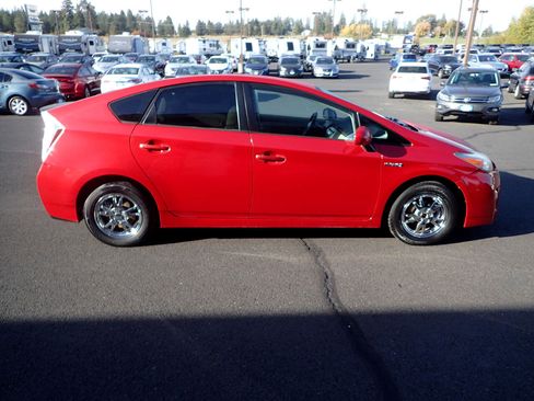 Used 2011 Toyota Prius One image 6