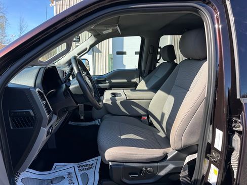 Used 2018 Ford F150 XLT w/ Equipment Group 302A Luxury AWD/4WD image 23
