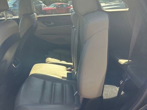 Used 2018 Kia Sorento EX w/ EX Advanced Touring Package AWD/4WD image 15