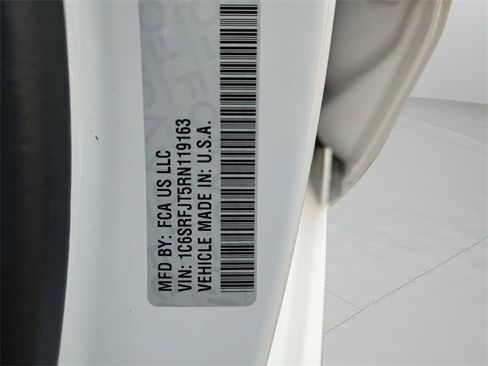 Certified 2024 RAM 1500 Laramie image 33