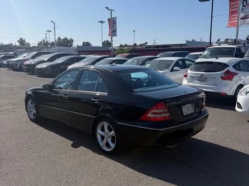 Used 2004 Mercedes-Benz C 320 Sedan image 3