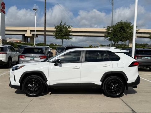 Used 2025 Toyota RAV4 LE FWD image 7