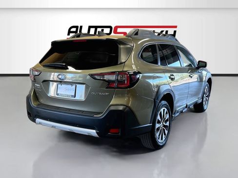 Used 2024 Subaru Outback Limited AWD/4WD image 7