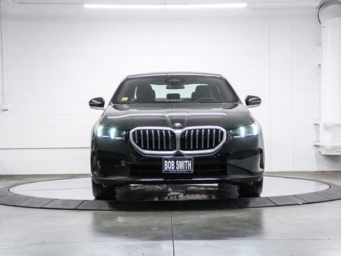 Used 2026 BMW 530i w/ Premium Package image 2