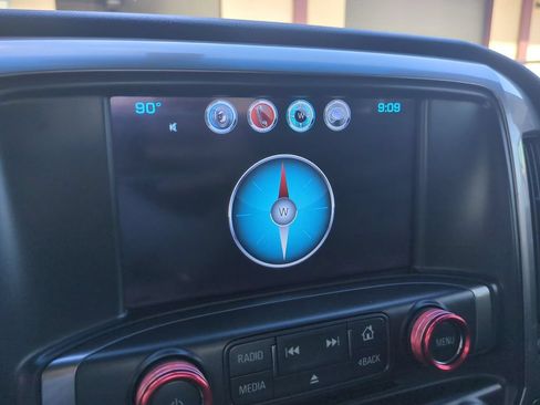 Used 2018 Chevrolet Silverado 1500 LT w/ Redline Edition AWD/4WD image 25