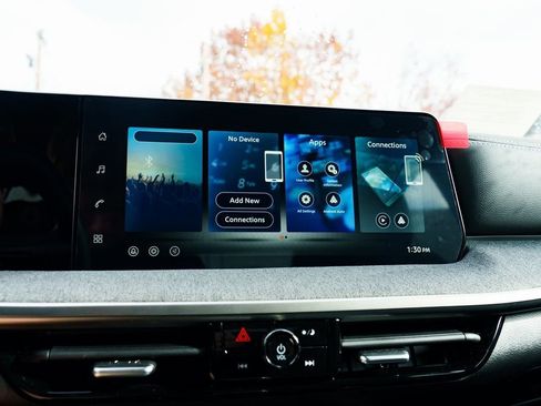 New 2026 Nissan Kicks SV w/ SV Premium Package image 13