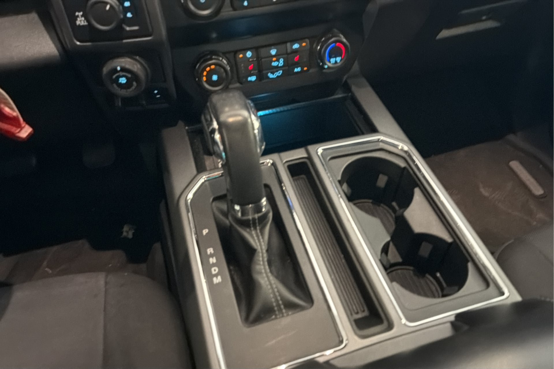 Used 2019 Ford F150 XLT w/ Equipment Group 302A Luxury AWD/4WD image 22