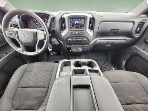 Used 2021 Chevrolet Silverado 1500 Custom Trail Boss AWD/4WD image 14