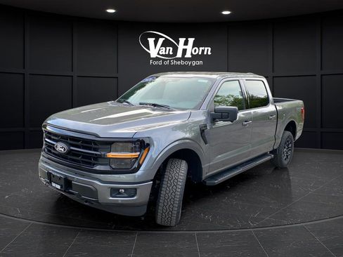 New 2026 Ford F150 XLT w/ Equipment Group 302A MID AWD/4WD image 3