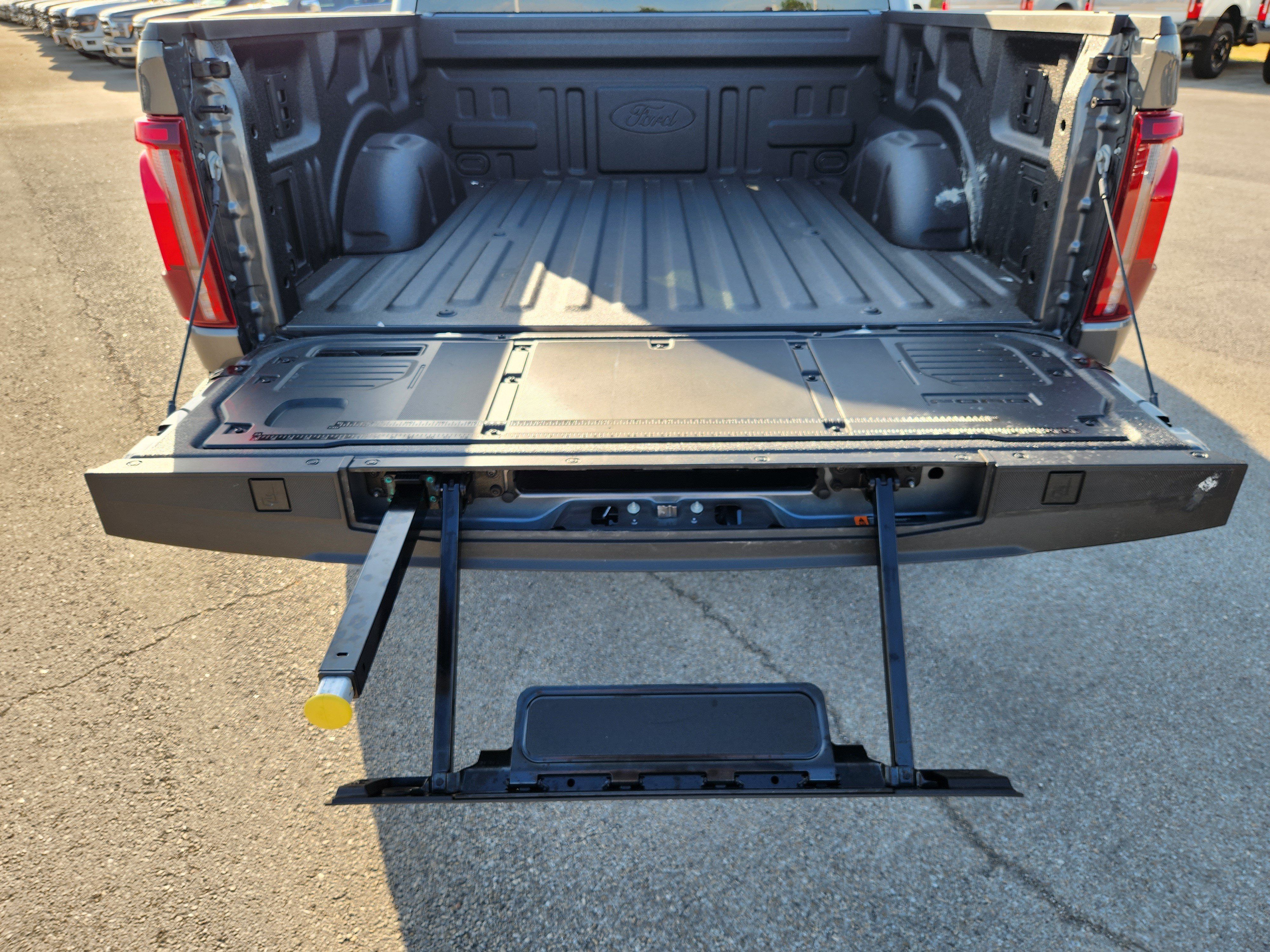 New 2026 Ford F150 Raptor w/ Equipment Group 803A Raptor R AWD/4WD image 22