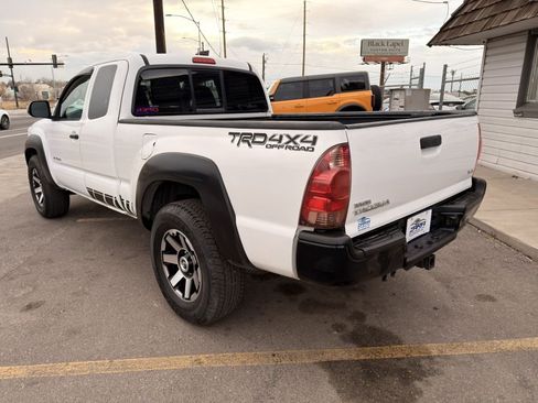 Used 2015 Toyota Tacoma 4x4 Access Cab V6 image 5