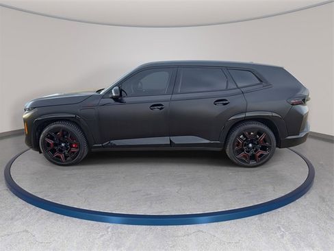 Used 2024 BMW XM Label Red w/ M Driver's Package image 9