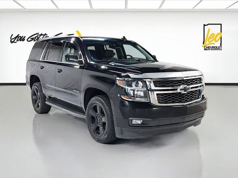 Used 2017 Chevrolet Tahoe LT w/ Luxury Package AWD/4WD image 4
