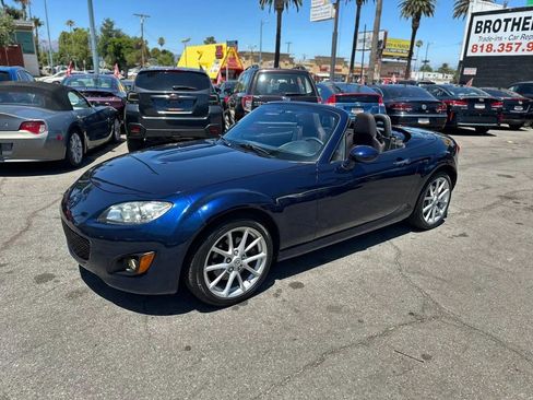 Used 2011 MAZDA MX-5 Miata Touring w/ Suspension Pkg image 10