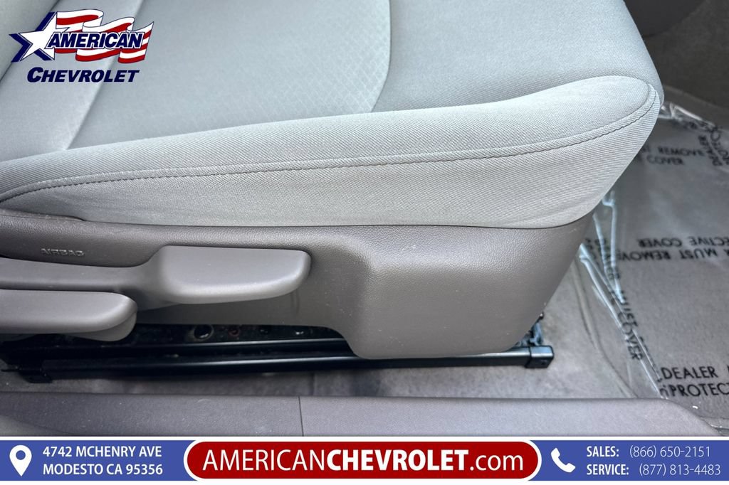 Used 2025 Chevrolet Malibu LT FWD image 24