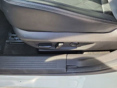 Used 2023 Nissan Rogue Platinum w/ Platinum Premium Package image 12