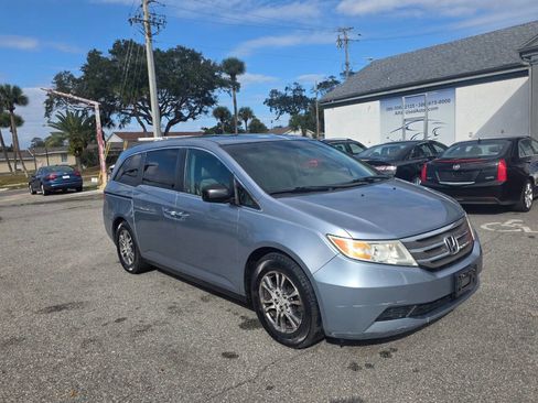 Used 2011 Honda Odyssey EX-L image 2