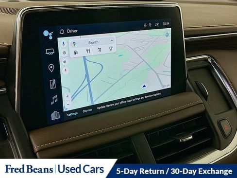 Used 2024 Chevrolet Suburban High Country w/ Premium Package image 15