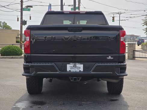 Used 2022 Chevrolet Silverado 1500 Custom w/ LPO, Dark Essentials Package AWD/4WD image 22