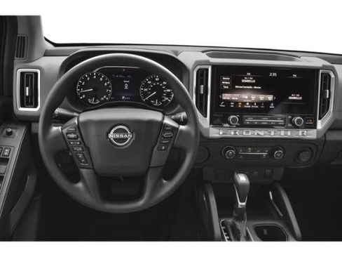Used 2025 Nissan Frontier SV w/ SV Convenience Package RWD image 10