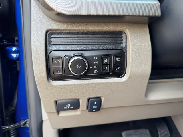 Certified 2026 Ford F450 Platinum w/ Platinum Plus Package AWD/4WD image 23